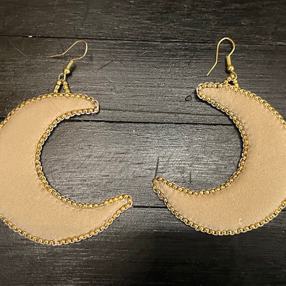 Custom moon earrings - Picture 1 of 3